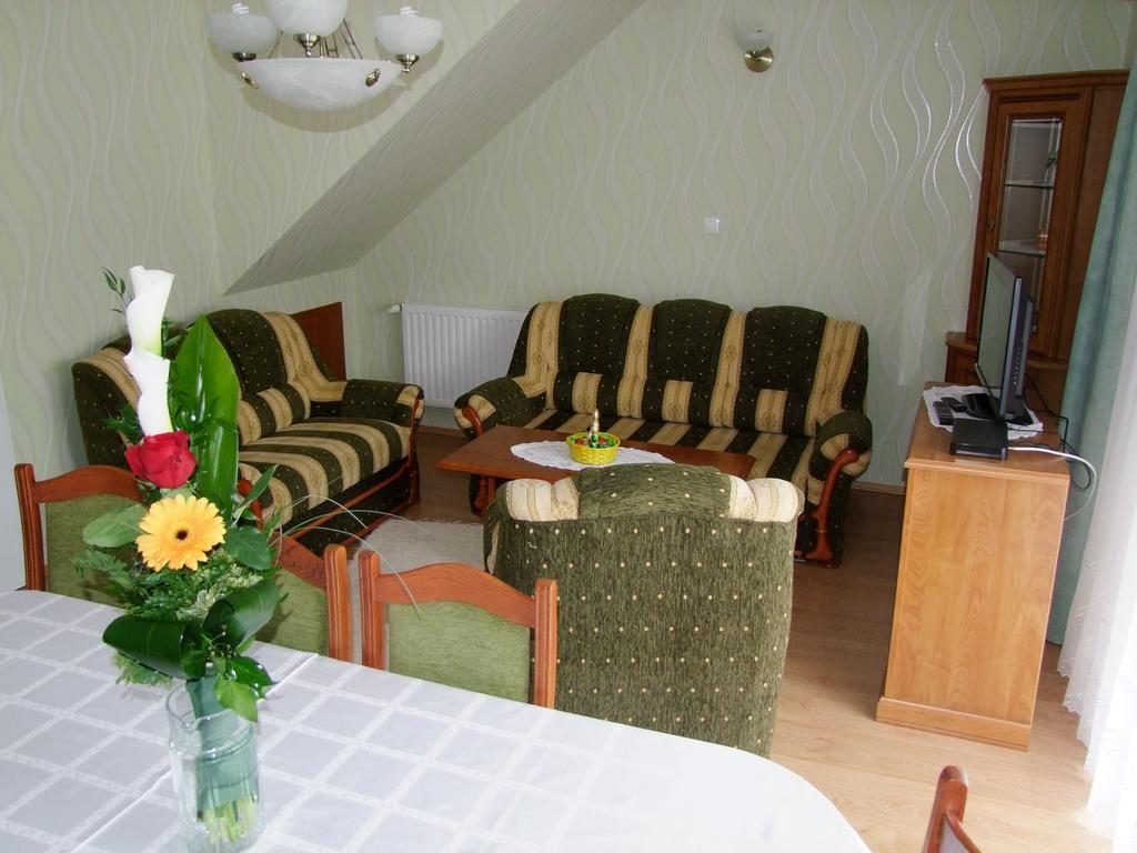 Rajna Vendeghaz Villa Bogacs Room photo